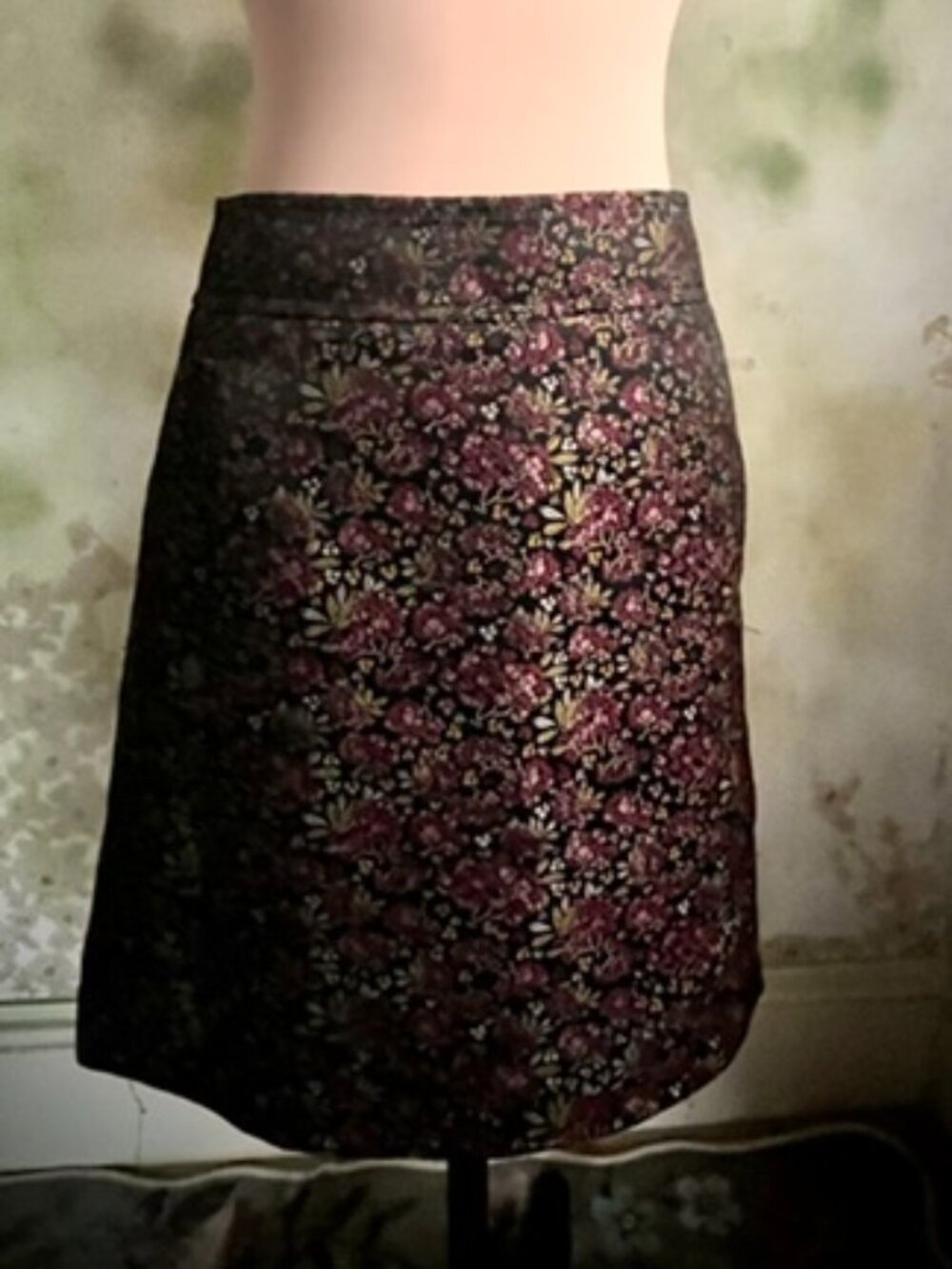 LOFT Floral Tapestry Mini Skirt | Burgundy Gold Black | Size 4